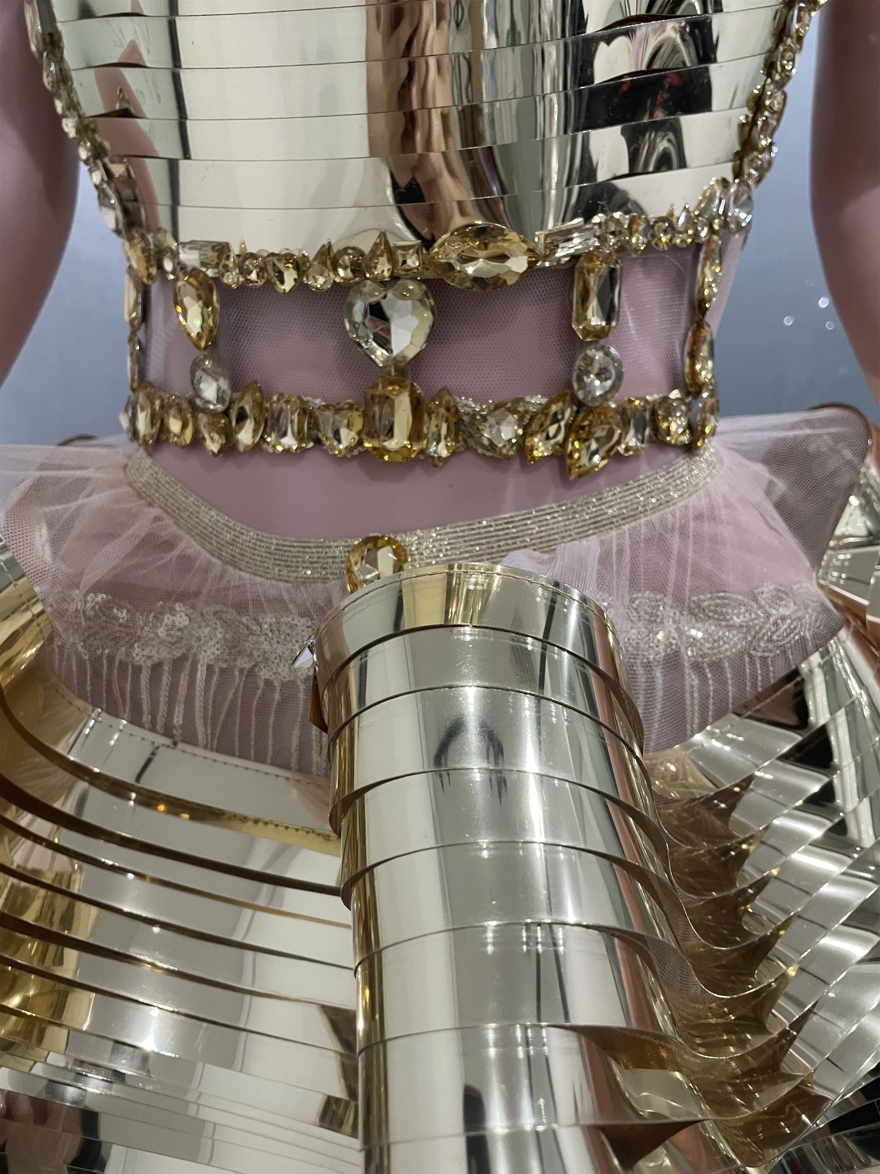 ผู้หญิงประกายไรน์สโตนทองเลื่อม 2 ชิ้นชุดสั้นเซ็กซี่การแสดงบนเวทีเครื่องแต่งกายงานพรอมปาร์ตี้ฉลองวันเกิดชุด