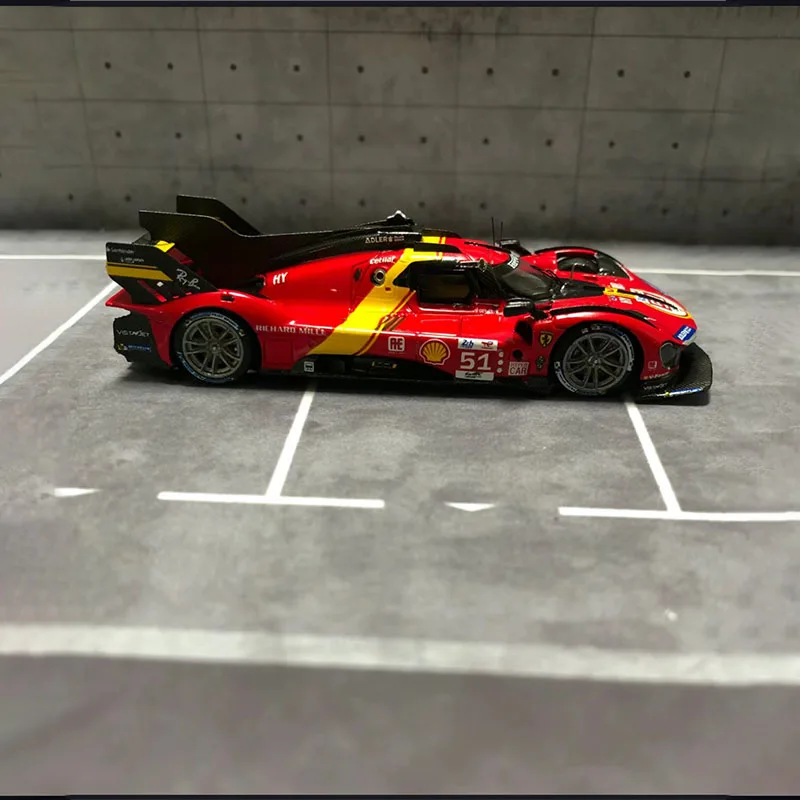 Bburago Nowy Produkt 1:18 Ferrari 499p 51 Samochód Wyścigowy Mistrz Rally Le Mans Stopowy Luksusowy Pojazd Zabawki Model Odlewany Wydanie Samochodu