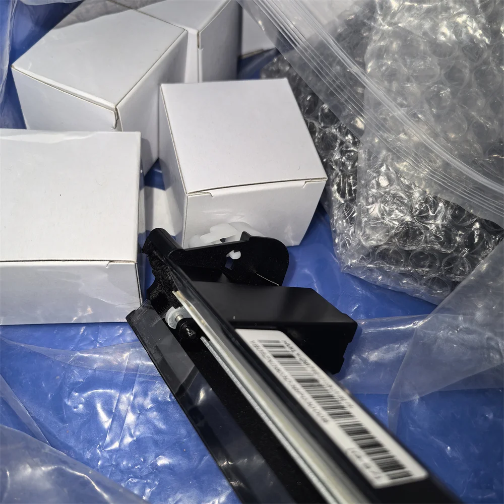 

High Quality Transfer Blade Cleaning Unit for Canon IRC3320 C3020 C3520 C3120 C3125 C3330 C3325 Scraper