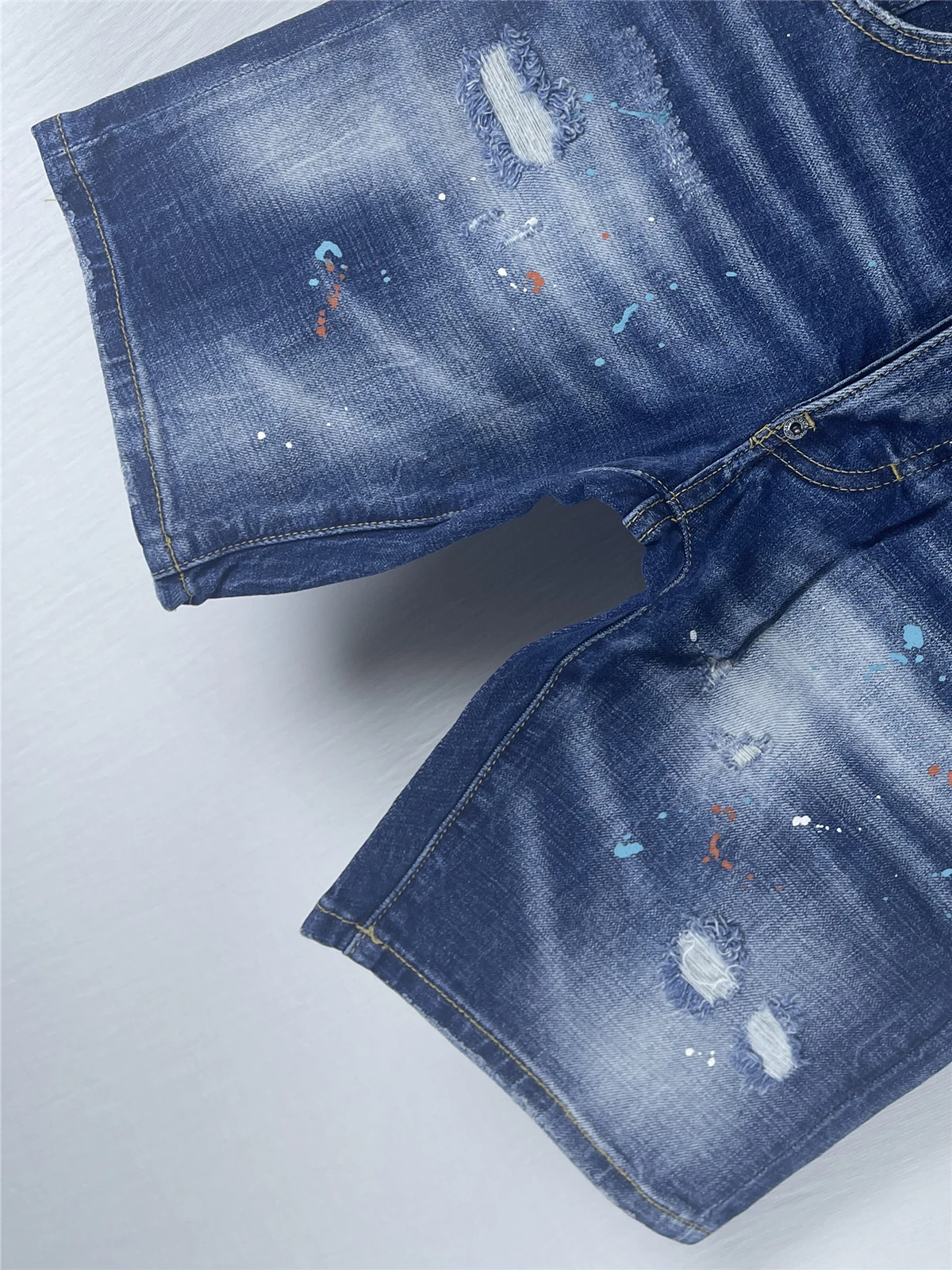 

Spring and Summer 3004 New Men's Jeans Denim Shorts Washed Simple All-match Slim-fit Printed Feet Blue