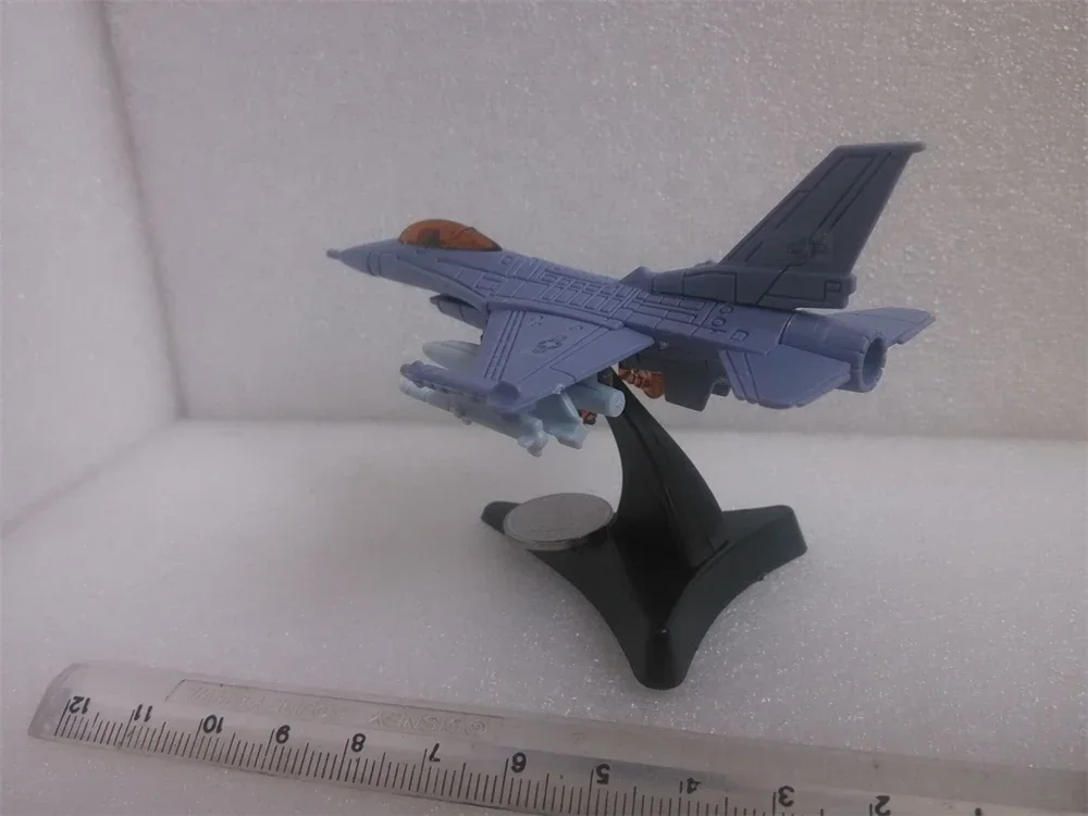US F-16 Fighting Falcon Assembly Fighter Mini Military Plastic Model Collection Puzzle Figure Toy Desktop Ornaments
