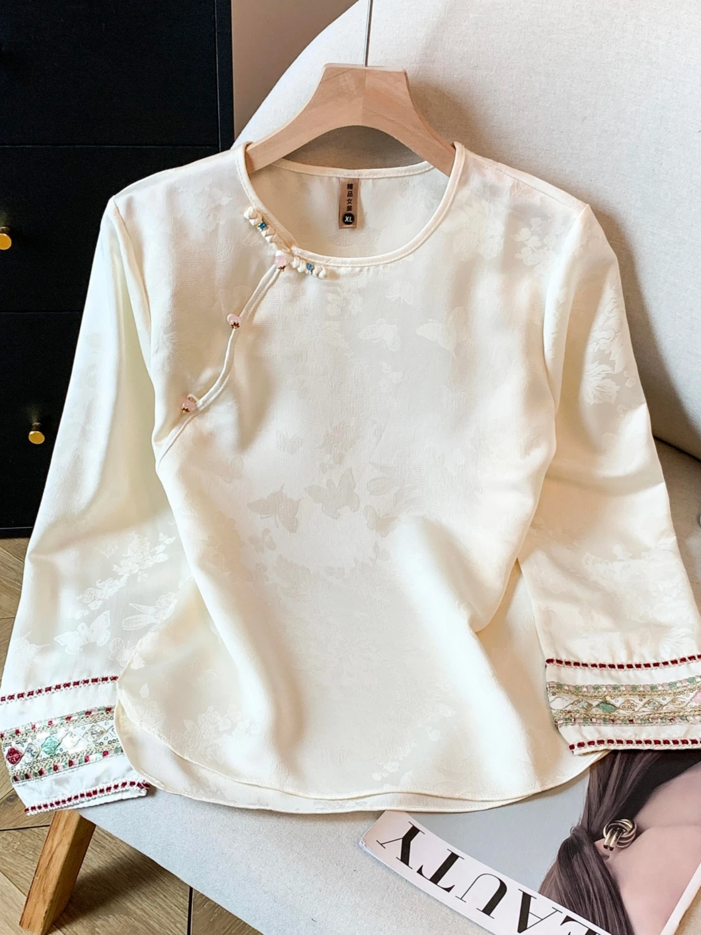 

New Chinese Style Satin Long Sleeve Embroidered Shirt Women's Spring Autumn plus Size Slimming Button up Top