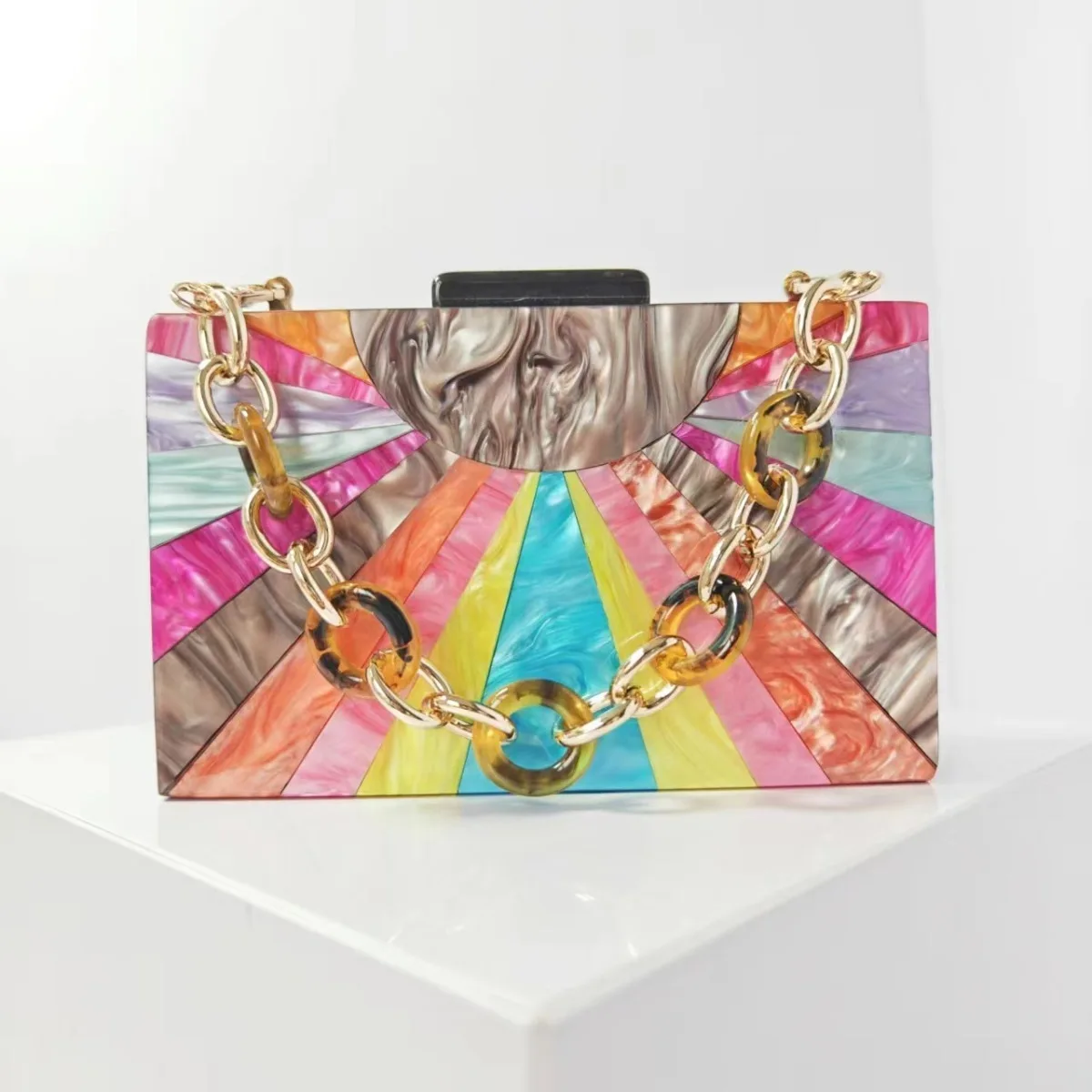 

Ladies New Style Color - Blocked Spliced Acrylic Evening Handbag Ideal for Weddings and Banquets Single - Shoulder Cross - Body