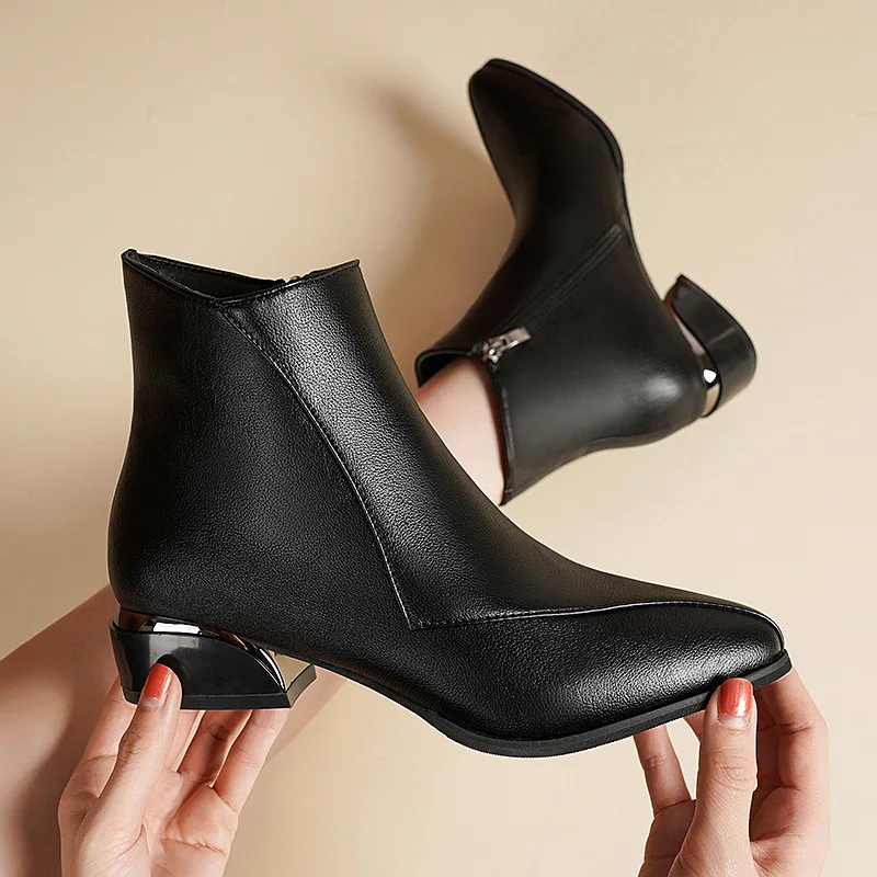 Autumn and Winter Women Boots British Style Fashion Boots for Women New Thick Heeled Oversized Fashion Short Boots botas talon
