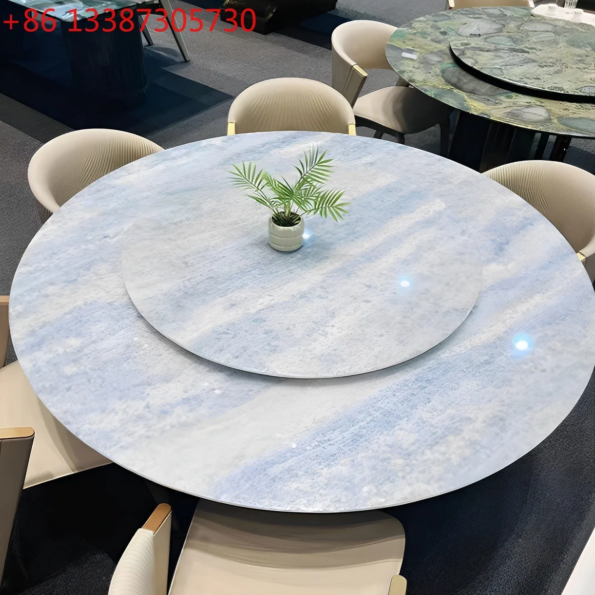 

Натуральный круглый обеденный стол из синего хрусталя, роскошный каменный стол в современном итальянском стиле, обеденный стол класса люкс с поворотным механизмом.