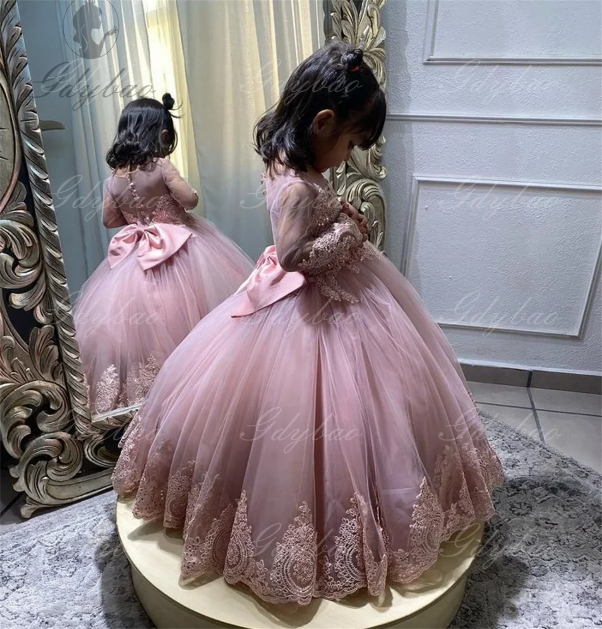 Vestido de menina flor de renda personalizado Mangas compridas Até o chão Vestidos de festa Vestidos de primeira comunhão Vestidos de baile para rosa escuro