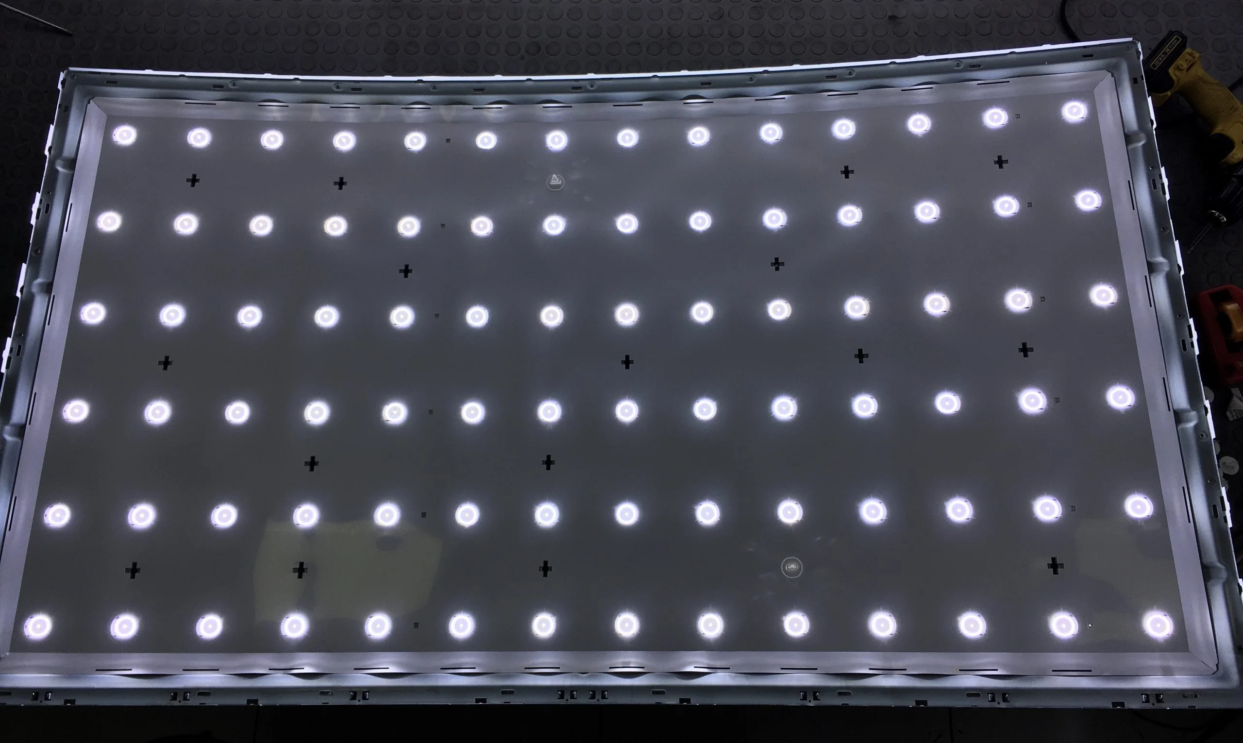 

Светодиодная лента подсветки для UE55KU7000 UE55KU7350 UE55MU6100 UE55MU6192U UE55MU6202 UN55JU6000 UN55JU6500 UN55MU6100G UN55MU6490