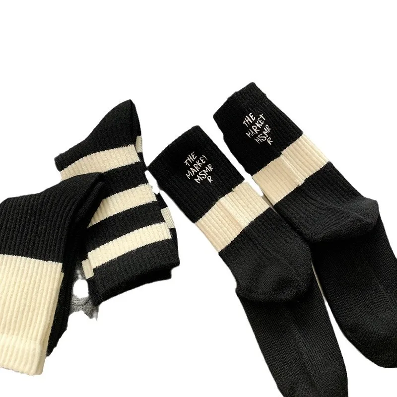 ถุงเท้าข้อกลางลายสองแถบคลาสสิกสำหรับผู้หญิง รุ่นใหม่ปี 2025 ผลิตจากผ้าขนสัตว์ผสมฟลีซ ป้องกันการเกิดขุย