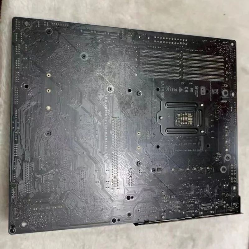 MAXIMUS XI HERO WIFI للوحة الأم للألعاب Asus ATX Z390 تدعم الجيل التاسع/الثامن i9/i7/i5/i3/Pentium/Celeron