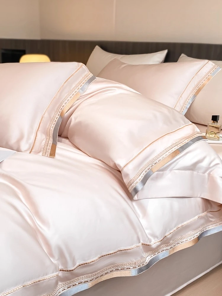 

Summer Light Luxury High-end Ice Silk Four-piece Set New Non-silky Smooth Naked Quilt Cover Bed Sheet Bedding Set