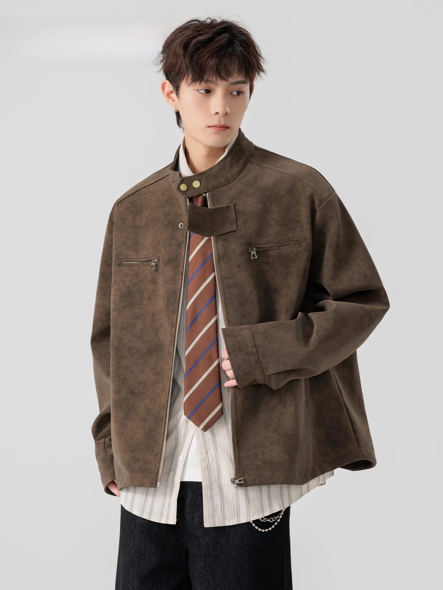 

Мужская повседневная куртка JOKARJONNY в американском ретро-стиле из искусственной кожи с воротником-стойкой, мотоциклетная, молодежная, из полиэстера, удлиненная