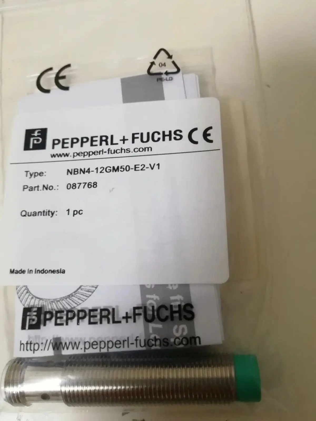 誘導型近接センサー-nbn4-12gm50-e2-v1-087768