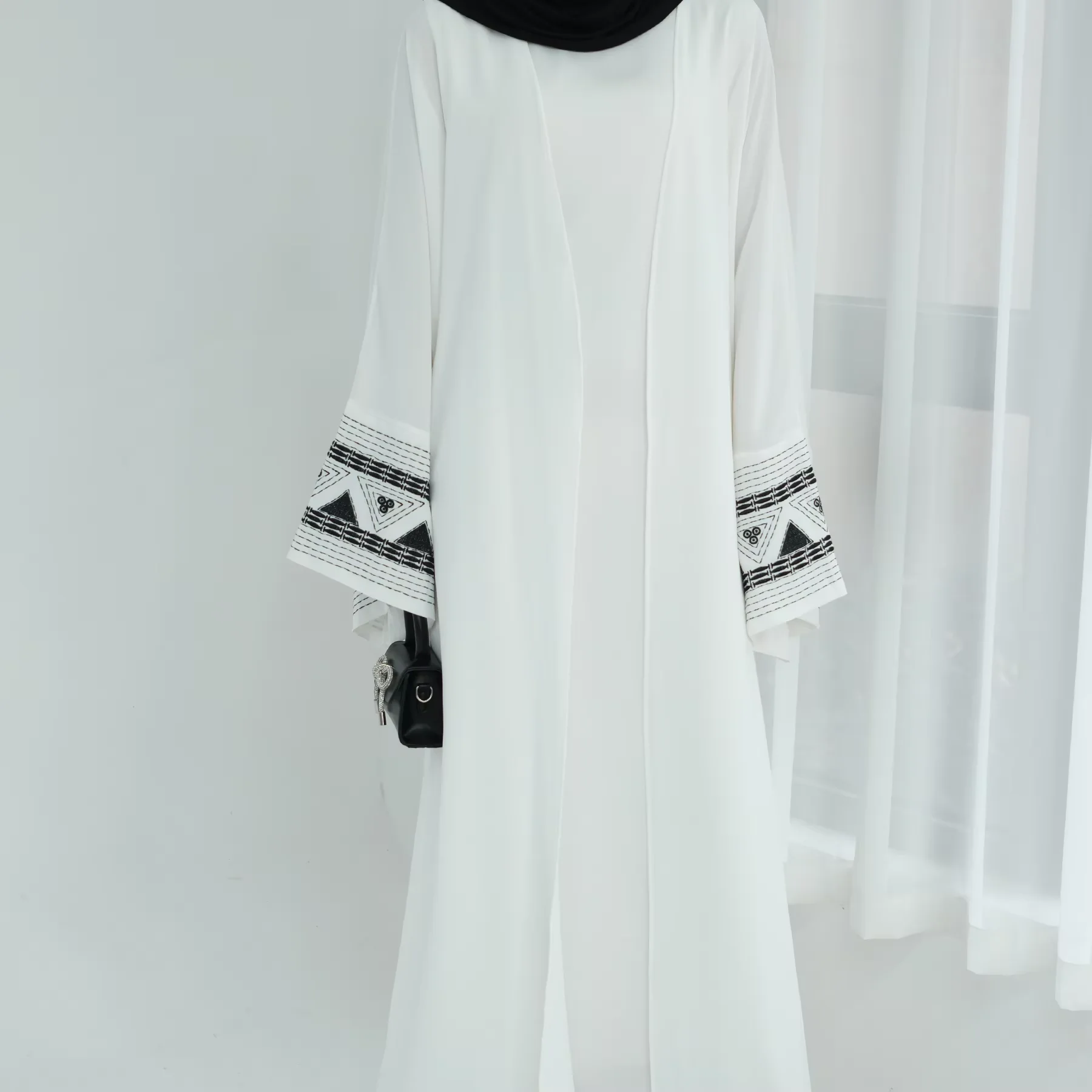 

Eid Abayas for Women Muslim Embroidery Dress Kimono Cardigan Dubai Open Abaya Turkey Kaftan Kebaya Caftan Marocian Femme Robe