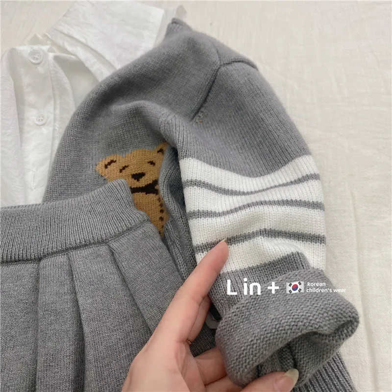 Kids Clothes Baby Girls Spring Autumn Toddler Girl Skirt Sets Cute Cartoon Bear Pleated Skirt Suit Knitted Cardigan Outfit Set