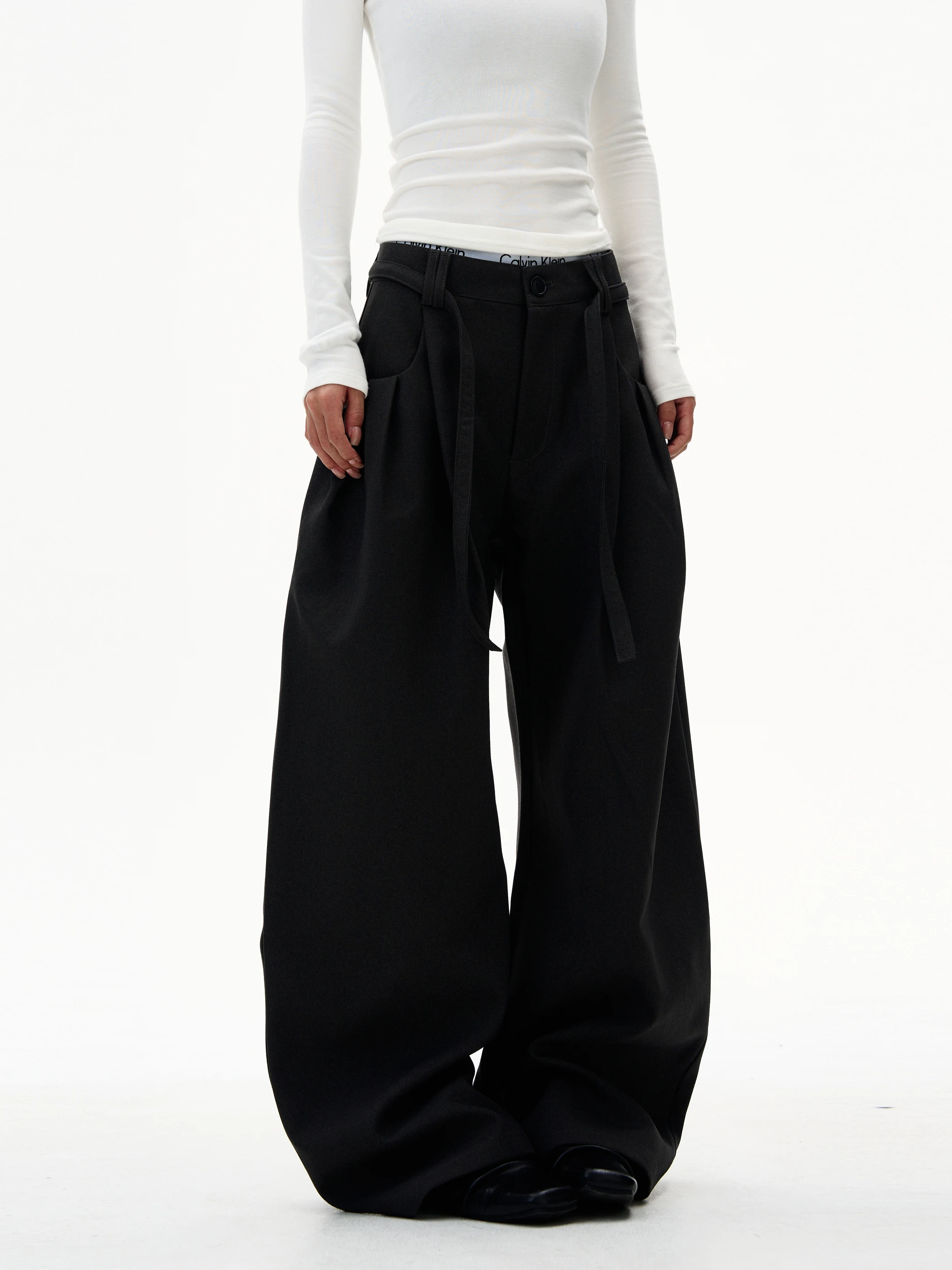 Yeboon American Style Swordsmanship Bent Knife West Pants Loose Casual Pants for Men And Women Commute Long Pants