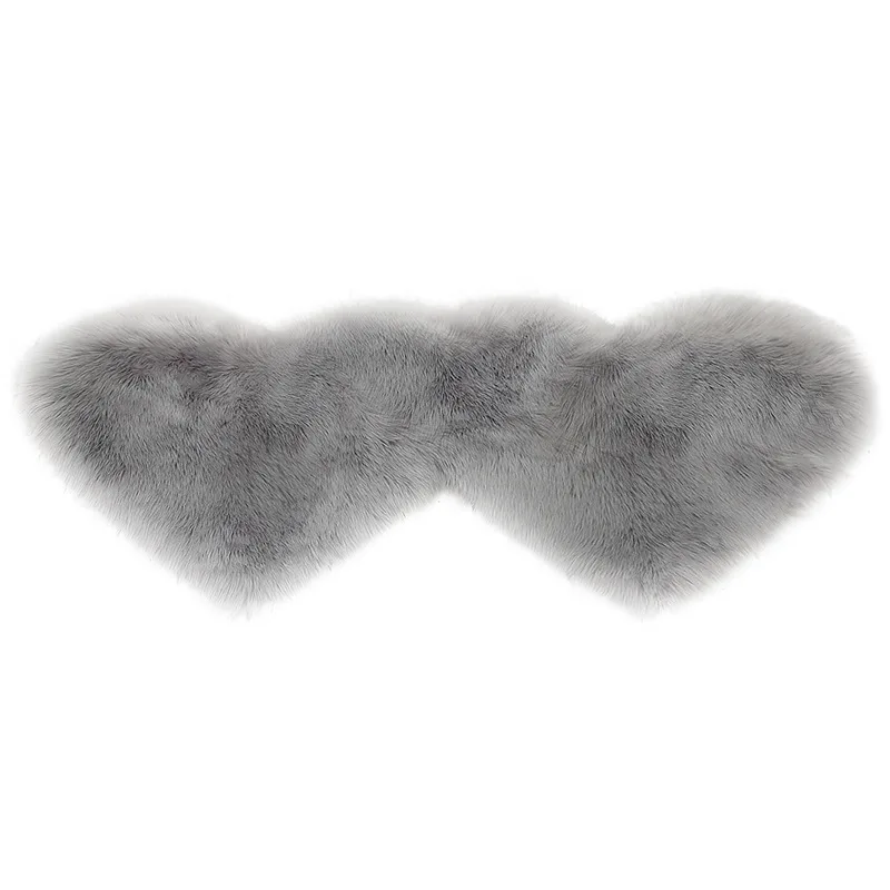 

Heart-shaped carpet, imitation wool carpet, European style, modern living room, bedroom, plush, soft carpet