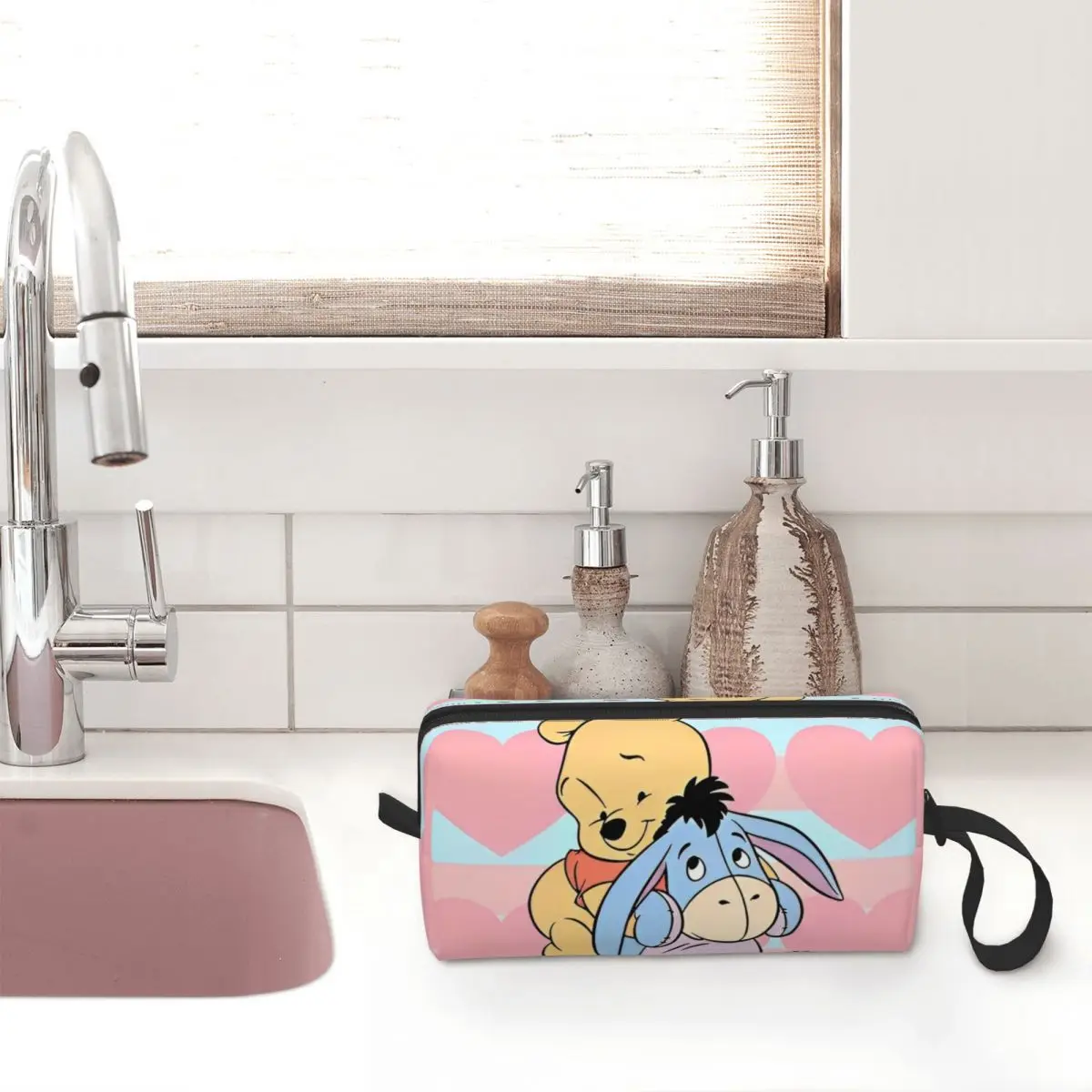 Winnie The Pooh Bear And Eeyore Bolsas de maquiagem masculinas Bolsa de cosméticos elegante estojo organizador de maquiagem ao ar livre