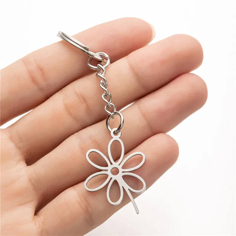 Trendy Sunflower Keychain Boho Daisy Maple Leaf Stainless Steel Key Chain Rings for Women Girls Christmas Accessories Keyholder