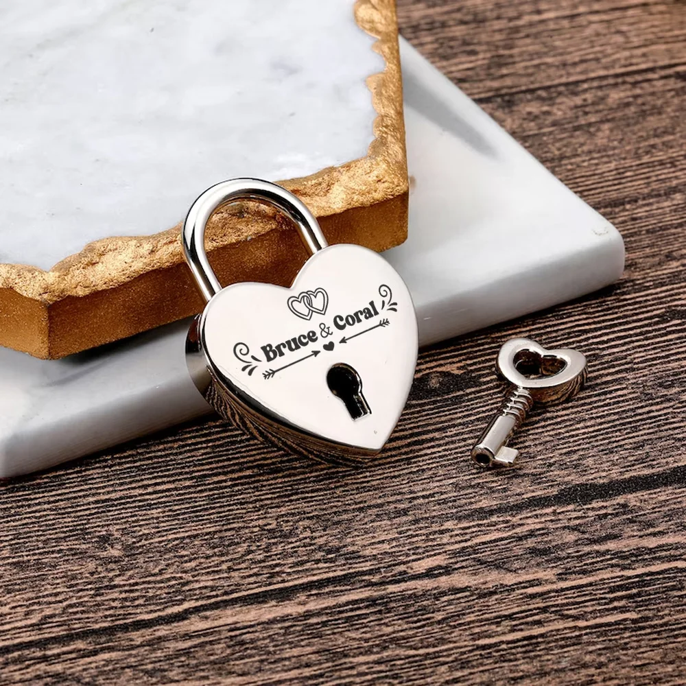 1pc Custom Heart Lock Wedding Memorial Lock The lock buckle is firm and not easy to loosen love souvenir