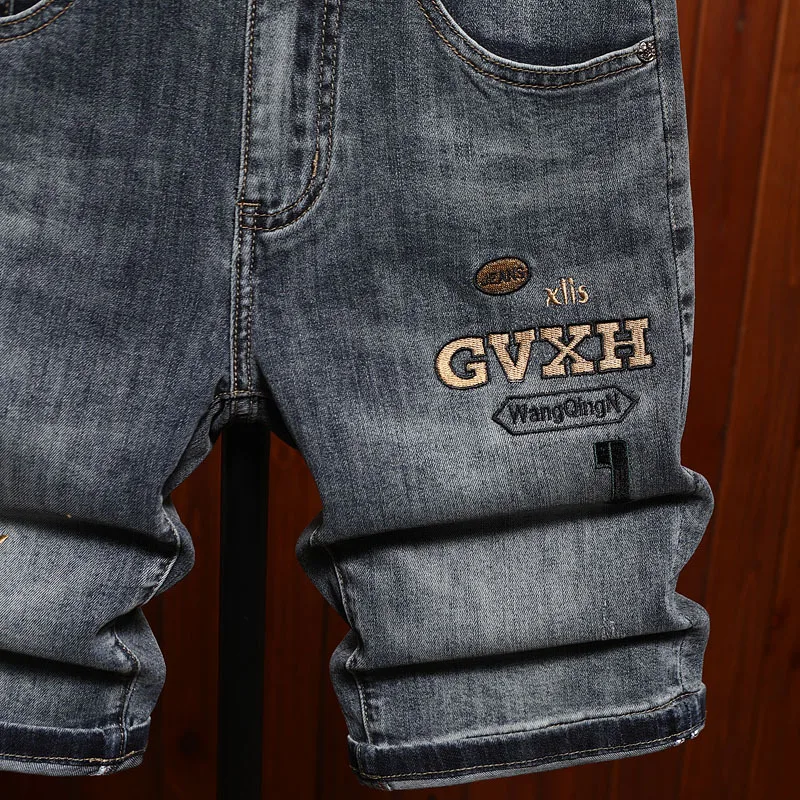 2025 New Summer Thin Denim Shorts Men's Trendy Embroidered Printed Light Luxury High end Fashion Pentagram Pants