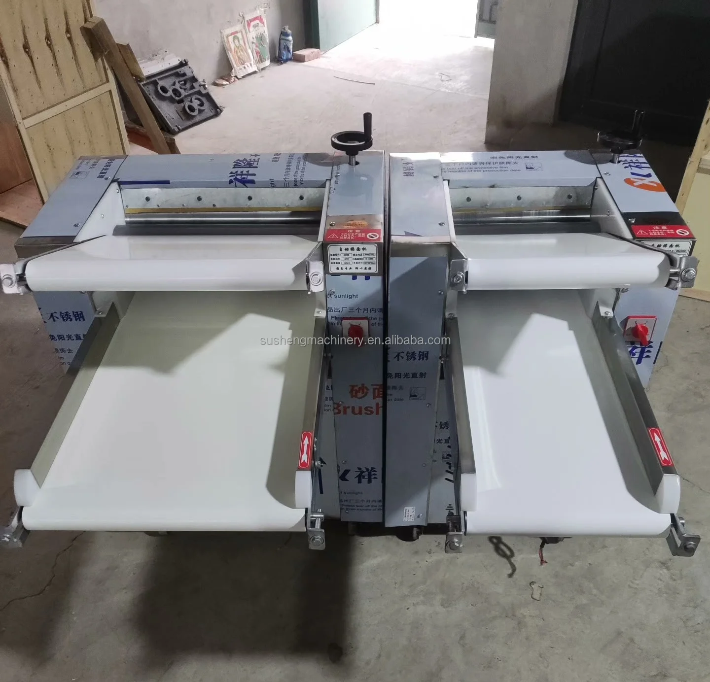 سرعة القمح العجين كعكة الحليب البيتزا الصحافة آلة العجن آلة ضغط العجين برو الفولاذ المقاوم للصدأ عالية