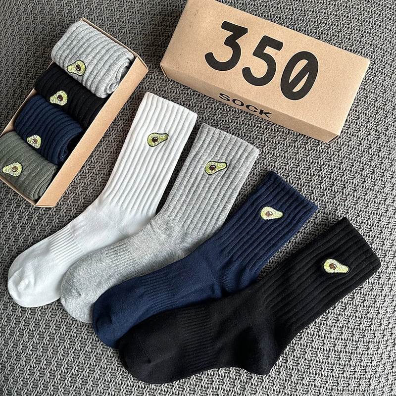 Men\'s Socks Gift Box Summer 4 Pairs/Box Fashion Embroidery Free Shipping Items for Men Funny Gifts Black Middle Tube Socks