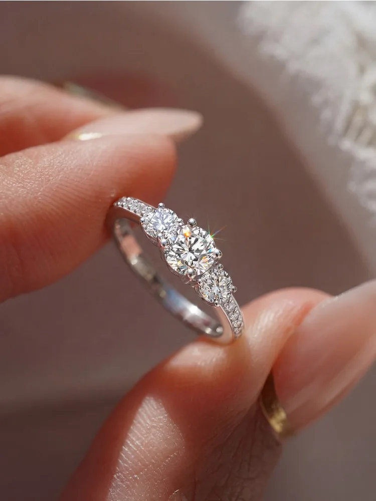 925 Sterling Silber Klassischer 0,5CT Halb-Eternity-Ring mit Zirkonia für Damen, Jahrestag, Party, Hochzeit, Luxus-Schmuck von hoher Qualität – Detail 2