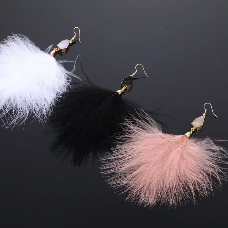 Winter Long Crystal Pink Feather Earrings Large Plush Pendant Tassel Drop Earrings for Women 2023 Trendy Boho Wedding Jewelry