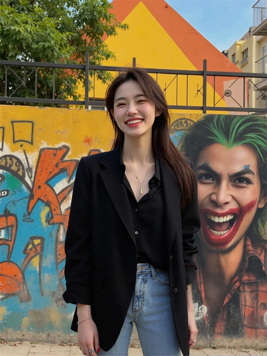 بليزرات نسائية عصرية باللون الأسود والأبيض وياقة مقلوبة ونزهات وافل مطرزة بدون أزرار ومنع مناسبة لمنفصل ضرب منتصف العمر #3