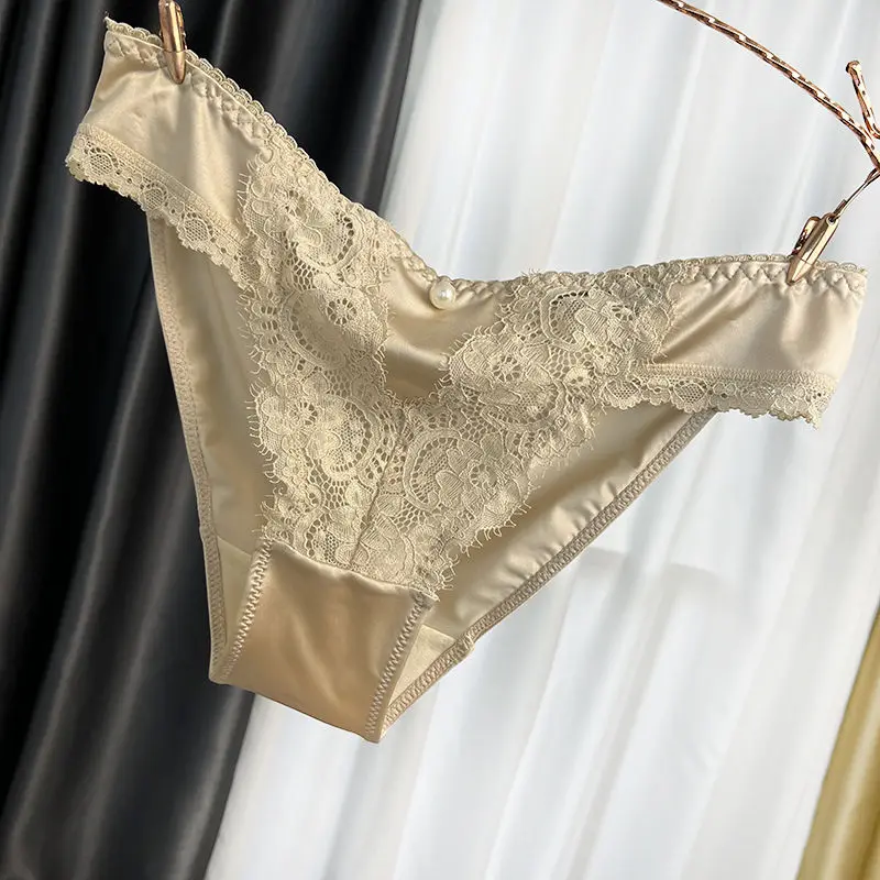 Bragas bordadas suaves y cómodas con perlas para mujer, ropa interior Sexy de encaje sedoso de estilo francés, ropa interior de tiro bajo con entrepierna de algodón puro