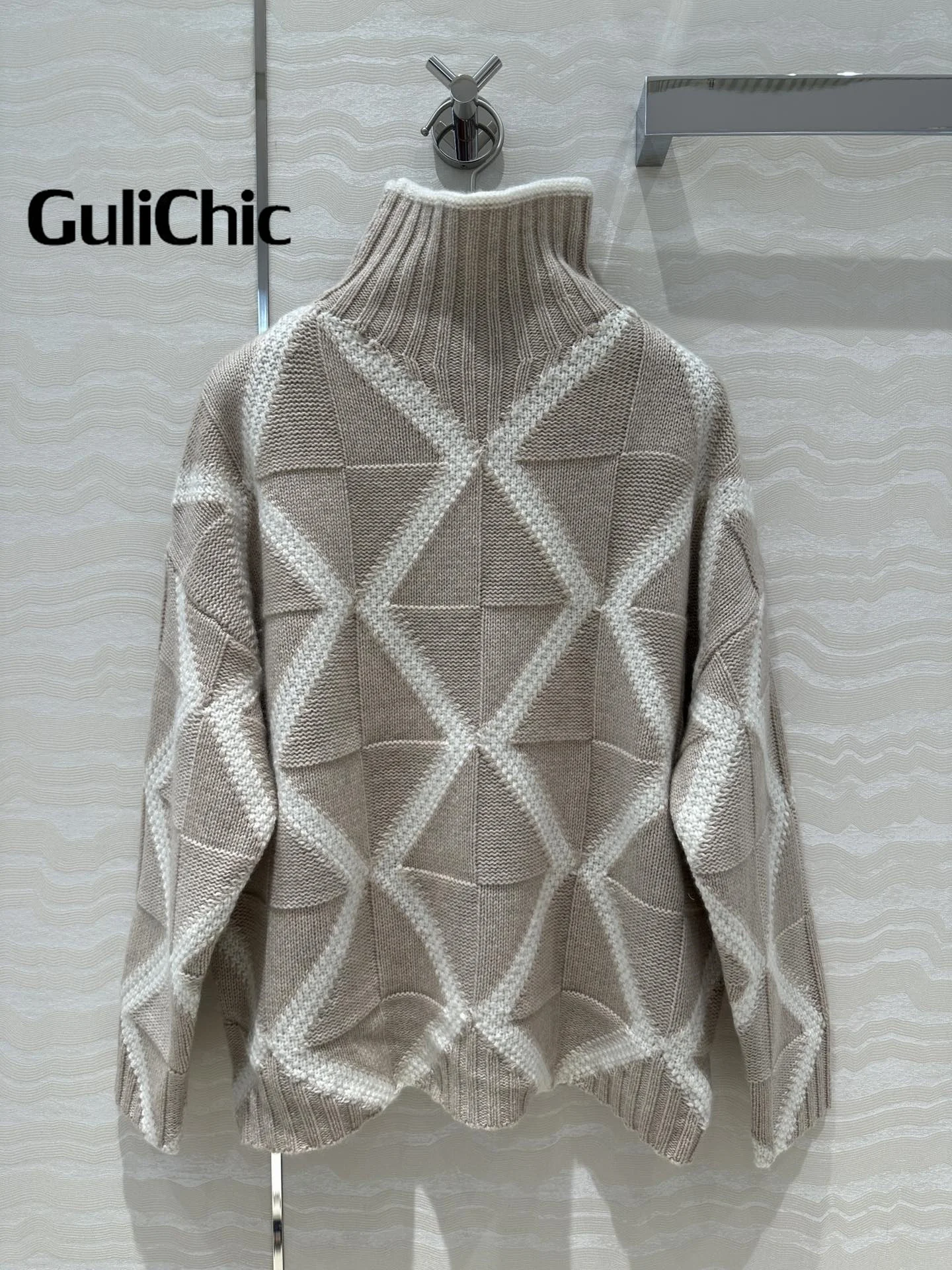 8.3 GuliChic High Qaulity 100% Cashmere Turtleneck Contrast Color Argyle Vintage Fashion Loose Comfortable Knit Sweater Women