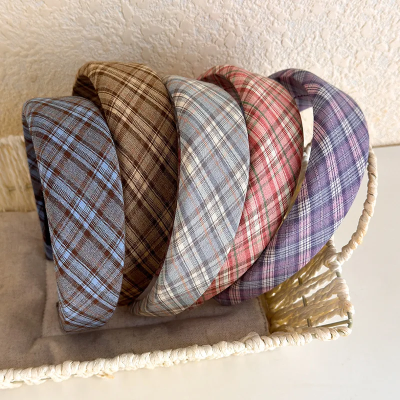 

Корейская повязка на голову в клетку в студенческом стиле для женщин, широкий ободок для волос, модные аксессуары для волос, повязка для умывания, головной убор, 1 шт.