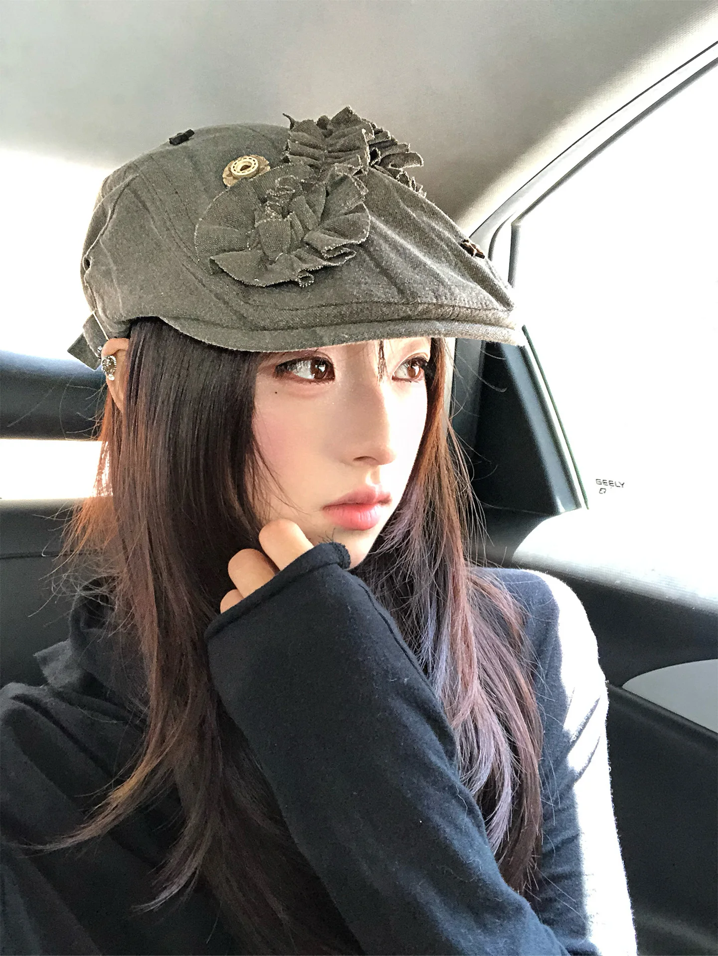 Retro Japanese Style Women's Beret Hat with Ruffle Lace Buttons Breathable Face Slimming Artistic Fashionable Spring Summer