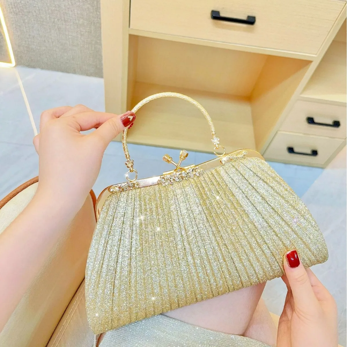 

Women's Rhinestone Tassel Clutch Bag, Sparkly Crystal Evening Purse , Shoulder & Crossbody Handbag for Party Wedding Banquet