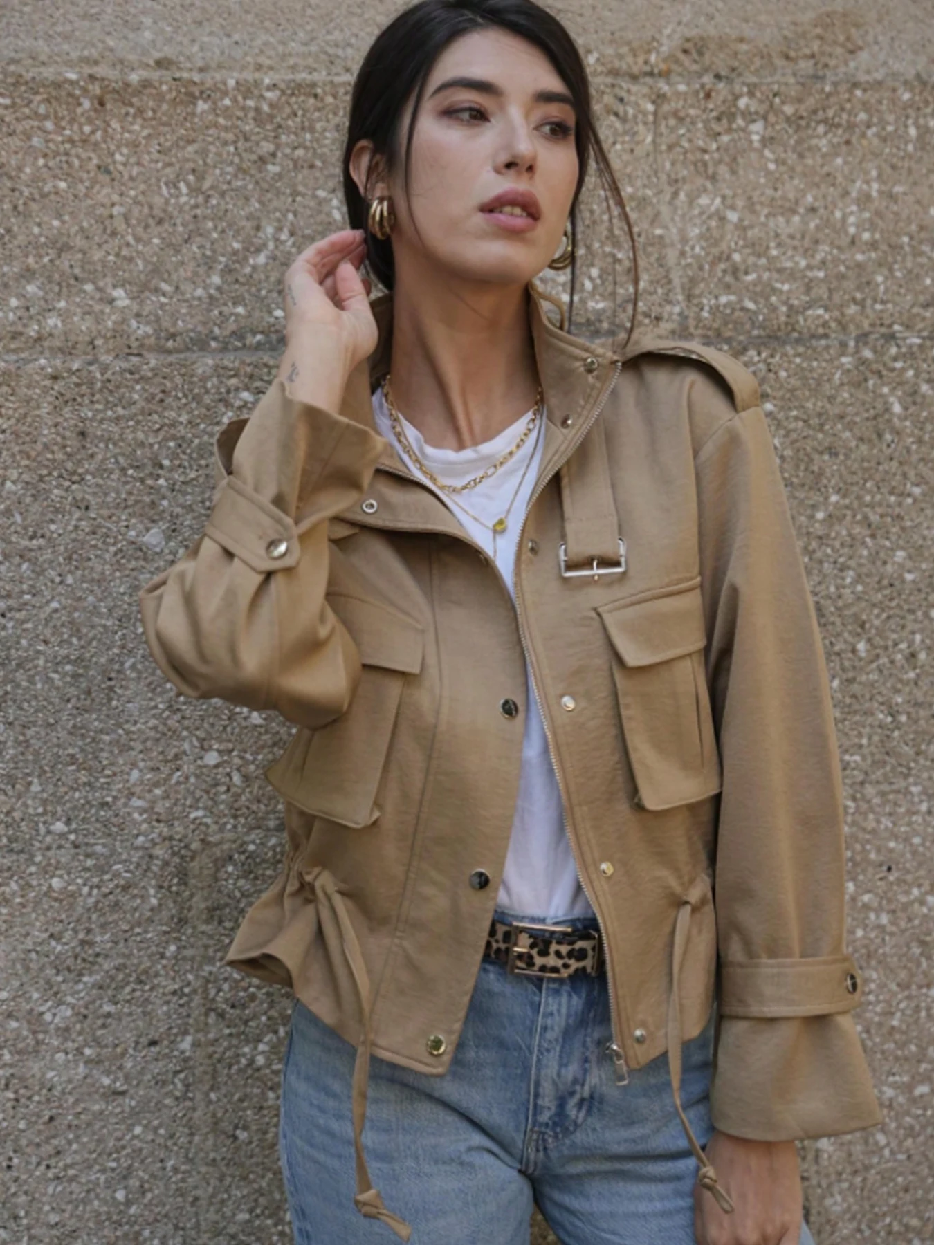 New Women's High-Necked, Single-Breasted, Zippered Short Workwear Jacket, Suitable for Daily Wear