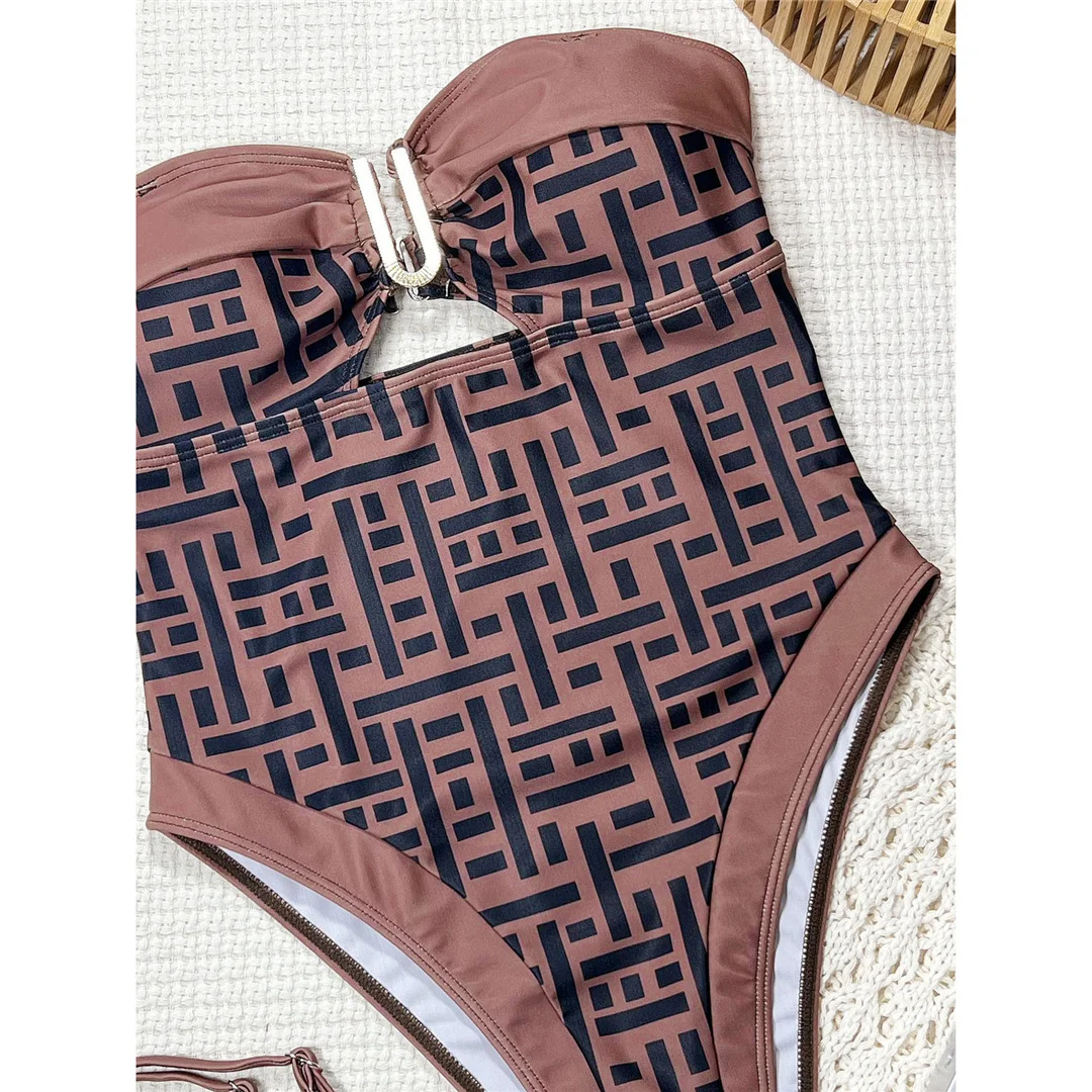 Neuer bedruckter Bandeau-Badeanzug mit Ausschnitten und U-Ausschnitt für Damen, einteiliger Badeanzug, Monokini mit hohem Beinausschnitt, Badebekleidung, Badeanzug, Modell V8259 – Detail 7
