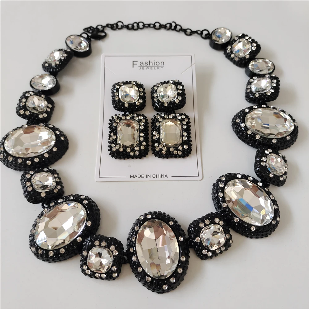 Fashion Big Red Green Crystal Rhinestone Necklace Earrings Women Jewelry Sets Indian Statement Oval Square Metal Choker Necklace