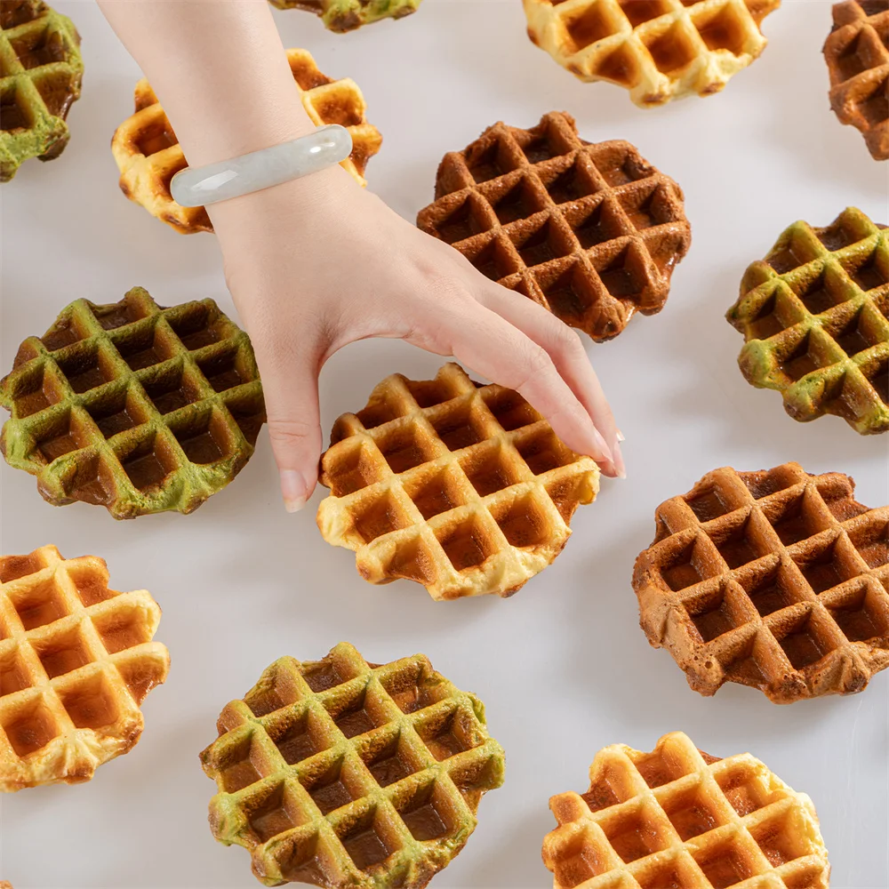 

Fake pastry dessert artificial food props festive Party supplies Kitchen cabinet shop store decor simulation cake Waffle model