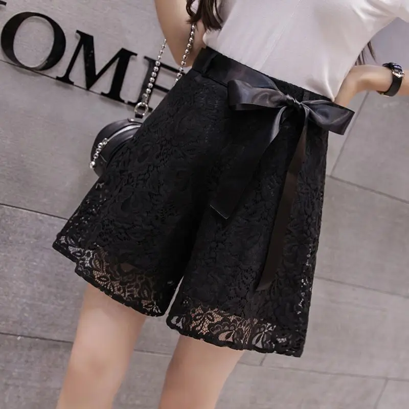 شورت دانتيل نسائي فضفاض لصيف 2025 تنورة كورية ضيقة واسعة الساق على شكل حرف A