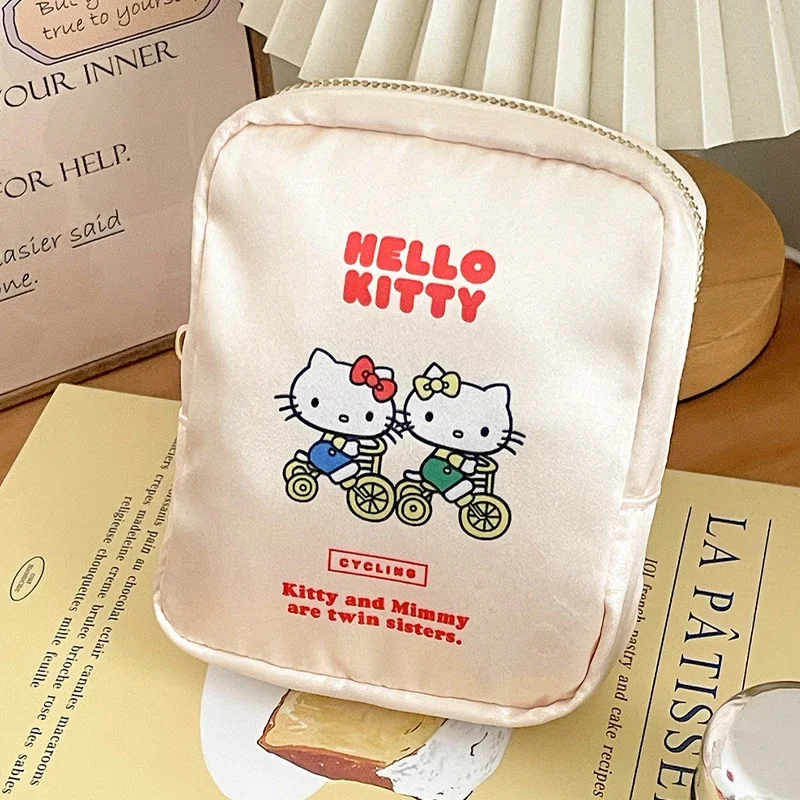 حقيبة مستحضرات التجميل هالو كيتي لطيف الكرتون الطباعة حقيبة التخزين حقائب السفر المحمولة للمرأة حقيبة غسيل Kawaii الكرتون