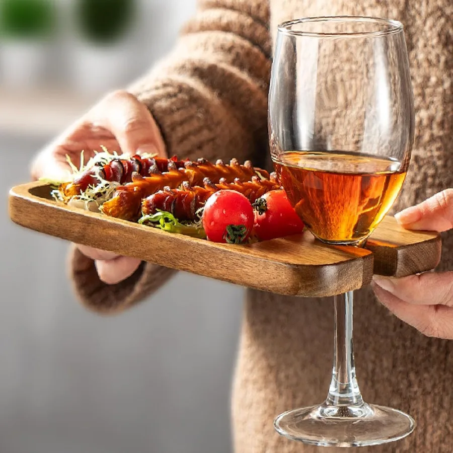 

Mini Charcuterie Boards for Picnic Parties and Cocktail Gatherings: Elegant Acacia Wood Appetizer Plates with Glass Holder Idea