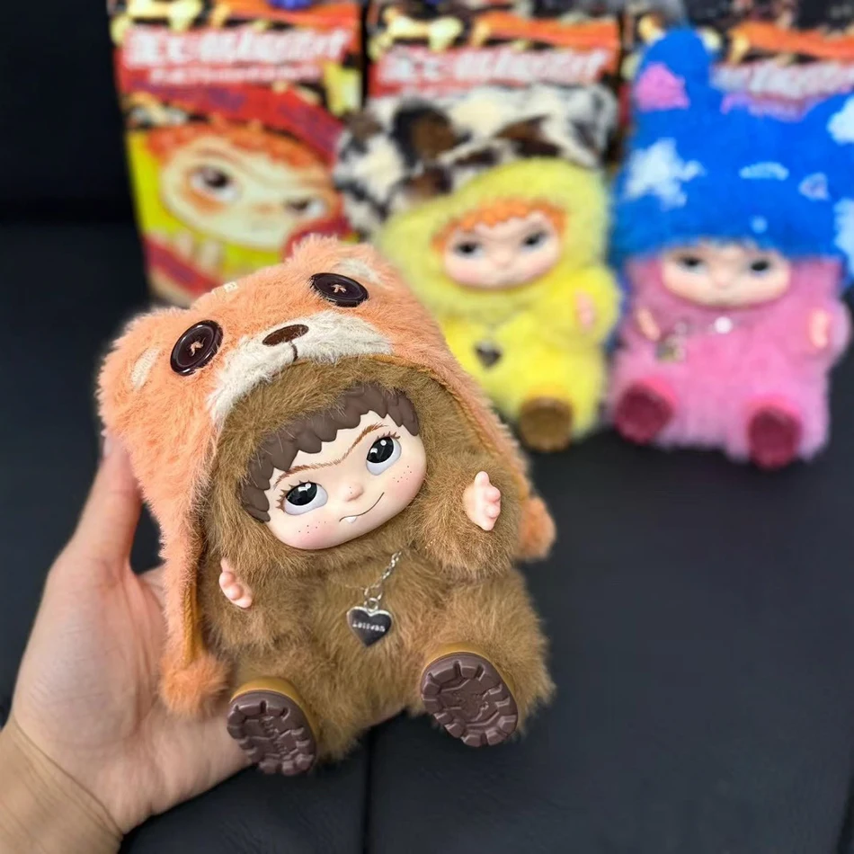 Wakuku Fuzzy Trendy Fun Party Blind Box Cute Action Figure Mystery Box Cute Doll Bag Pendant Toy Kid Surprise Christmas Gift Toy