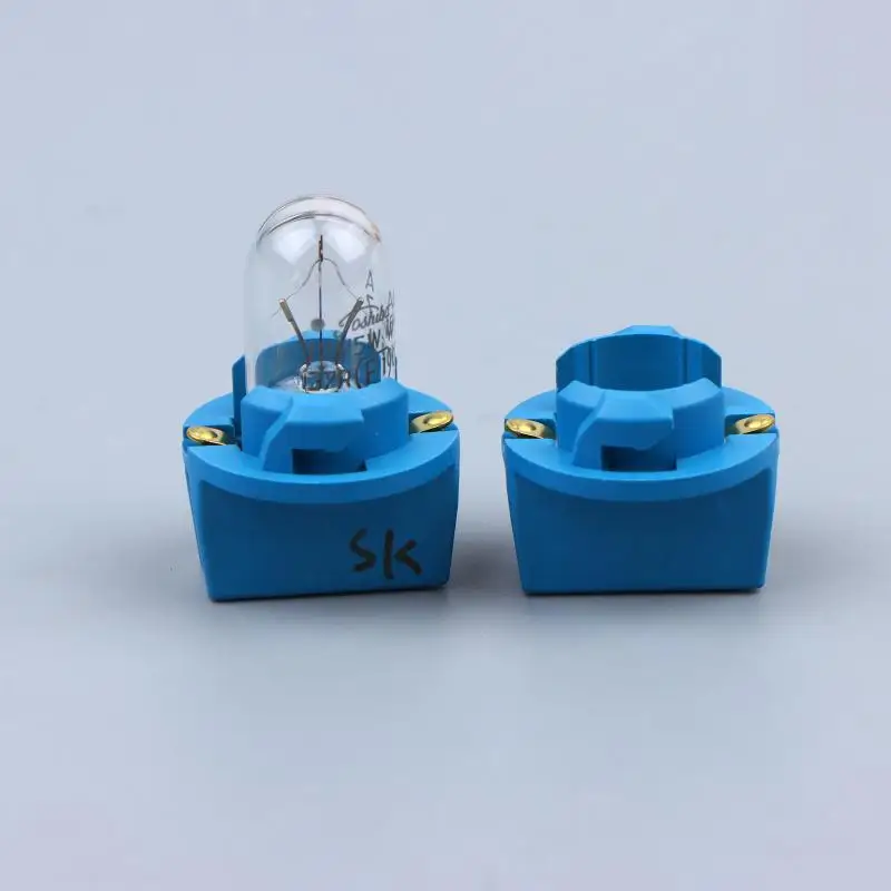 

1PCS T10 12V 5W Car Reading Light Bulb Socket Car Center Console Instrument Panel Light Socket For S40 S80 C30