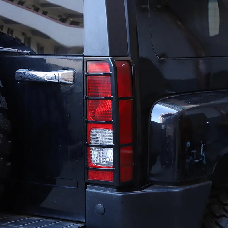 

Car Rear Bumper Tail Light Cover For HUMMER H3 2005-2009 Carbon Steel Black Tail Lamp Frame Auto Accessories