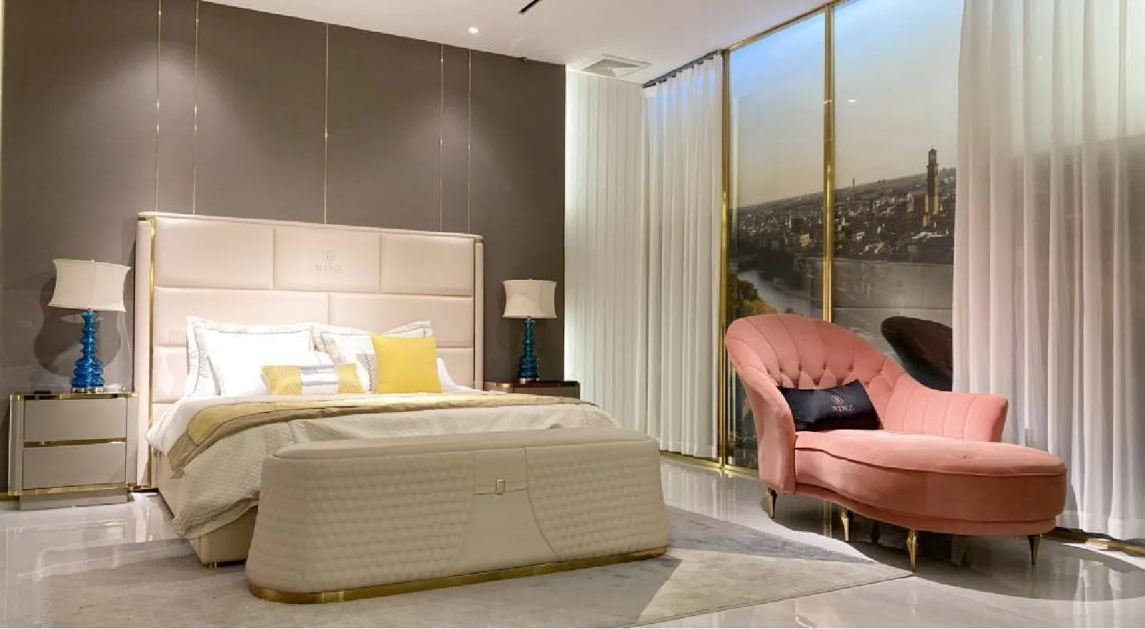 บริการออกแบบตกแต่งภายใน บริการออกแบบสถาปัตยกรรม สำหรับบ้าน วิลล่า อพาร์ทเมนท์ ตู้เสื้อผ้าแบบวอล์กอิน