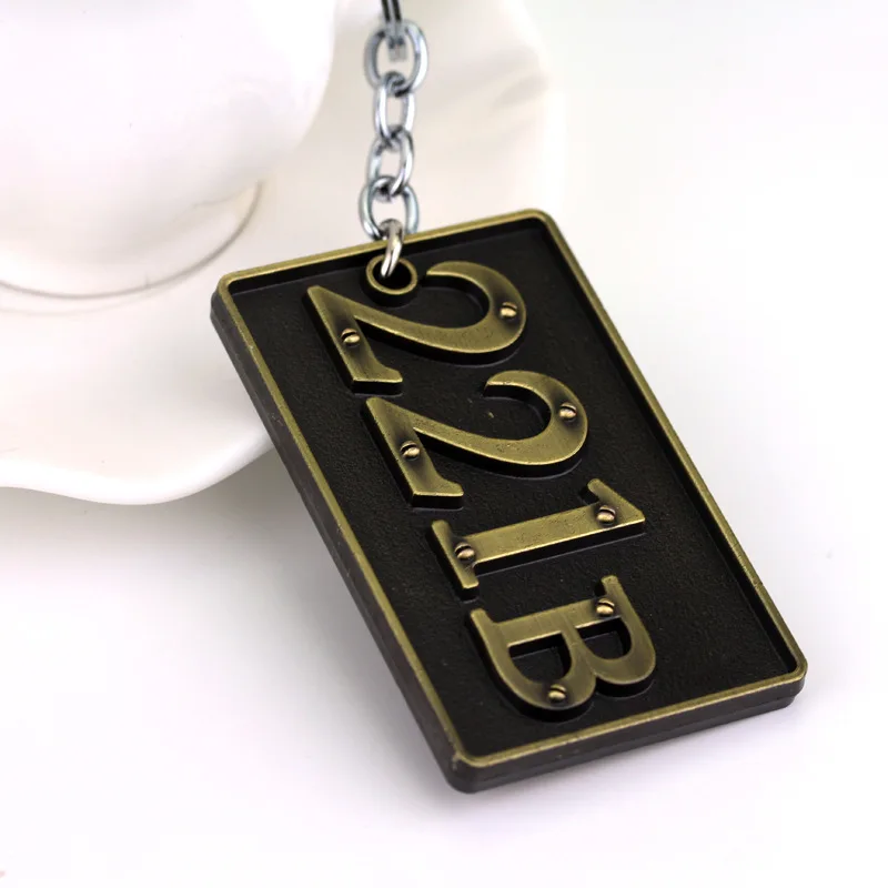 Movie Suspense Detective Sherlock 221b Apartment Keychain Retro Alloy Car Key Accessories Pendant Gift