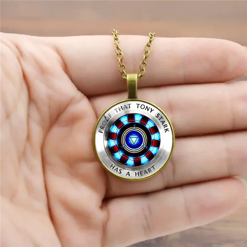 Marvel Superhero Iron Man Heart Time Gem Necklace Female Poly Energy Fashion Glass Pendant Necklace Vintage Sweater Chain