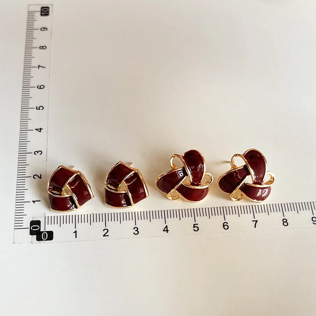 Ankela Red Oil Drop Stud Earrings For Women French Vintage Luxury Minimalist Versatile High-End White Enhancing Ear Jewelry