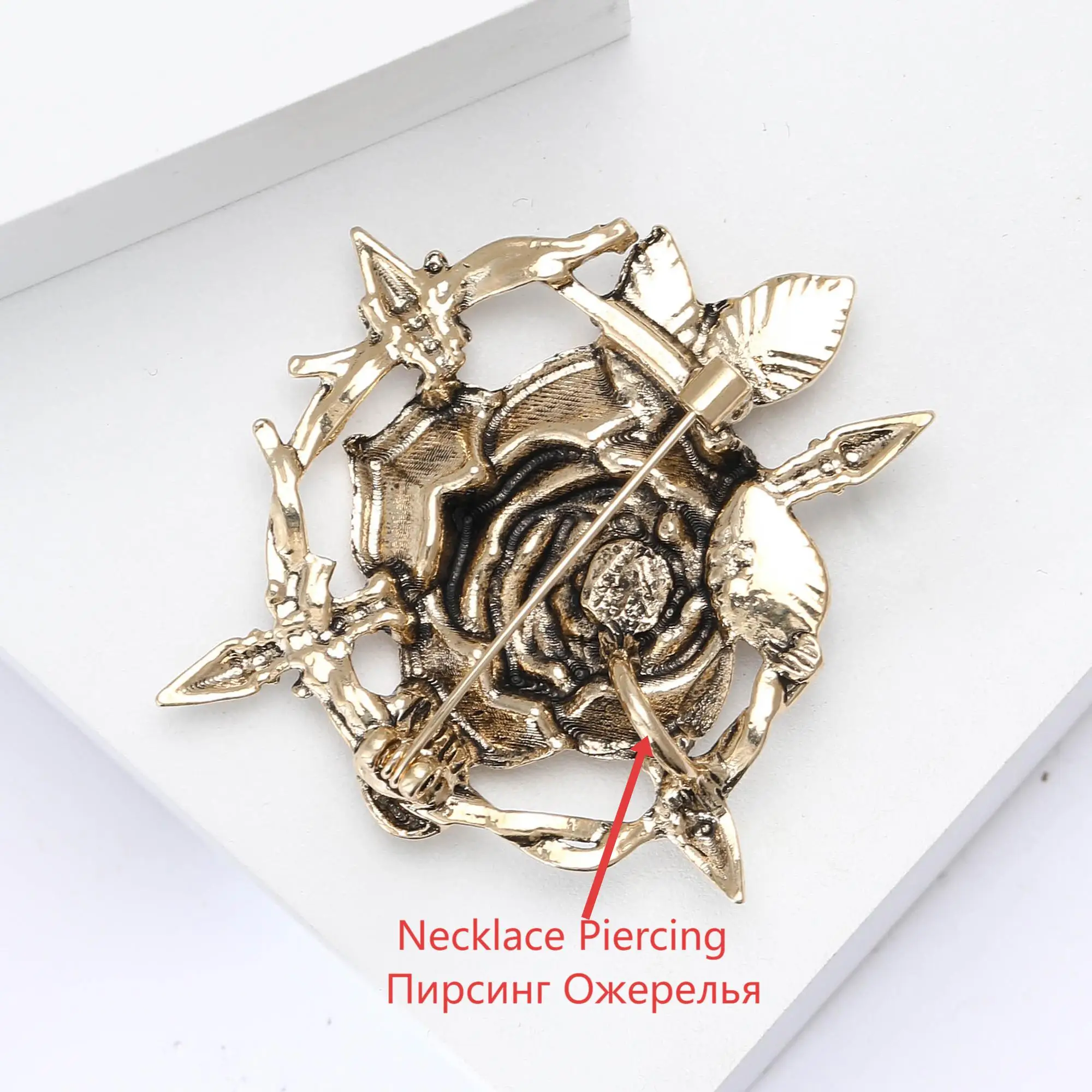 Beaut&Berry Vintage Skull Rose Flower Brooches for Women Unisex Plant Pins Friends Party Gifts Banquet Jewellery Accessories