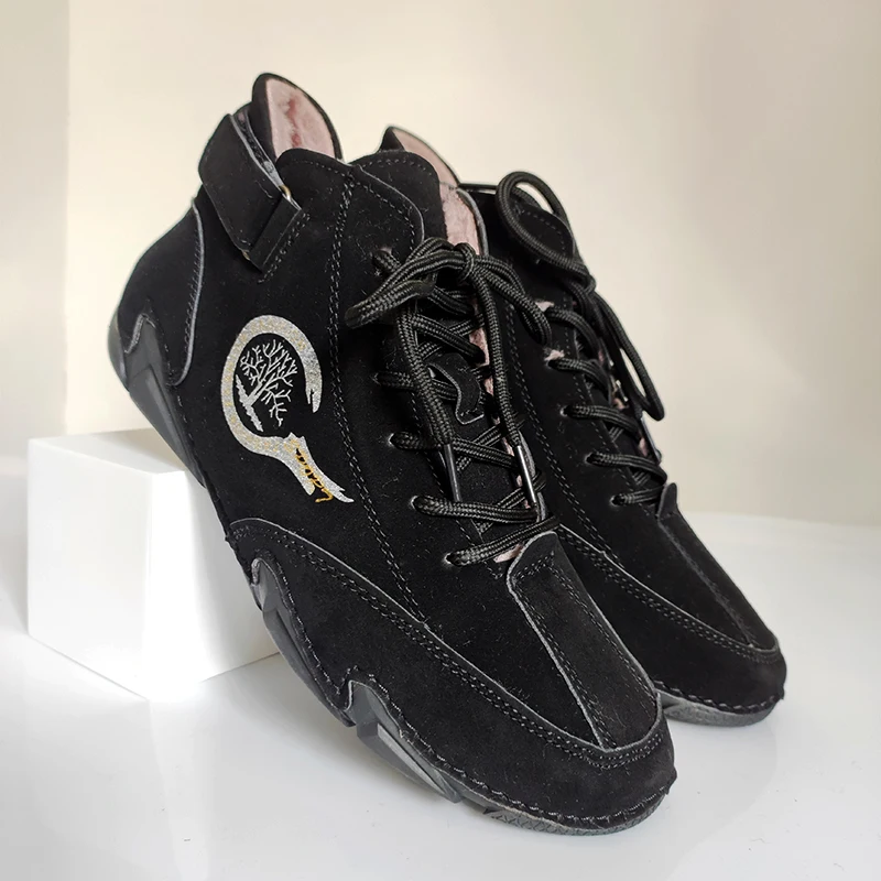 Men's Casual Sports Shoes Leather 2024 New Anti Slip Men's High Top Shoes Short Boots Comfortable Winter Cotton Warm Snow Boots